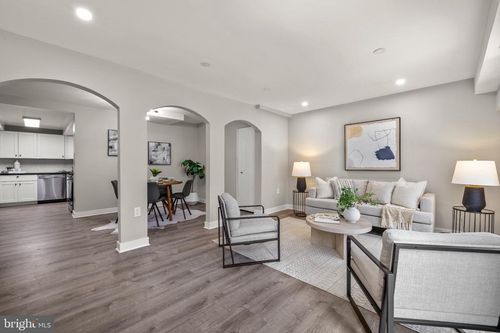 1-2302 Sun Valley Cir, SILVER SPRING, MD, 20906-2258 | Card Image