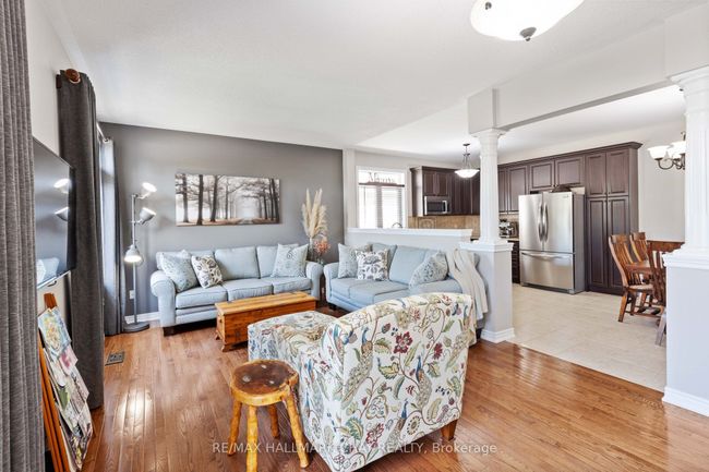 36 Meadowood Dr, House other with 4 bedrooms, 3 bathrooms and 4 parking in Wasaga Beach ON | Image 10