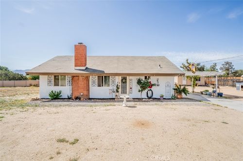 7120 Lyons Ave, Hesperia, CA, 92345 | Card Image