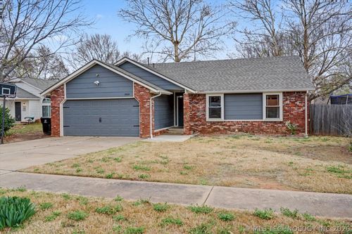 3809 Poplar Ave, Broken Arrow, OK, 74011-1628 | Card Image