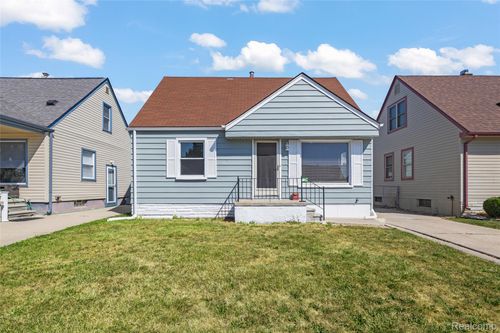 13650 Jobin St, Southgate, MI, 48195-1817 | Card Image