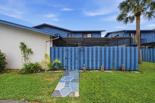 4702 Holly Lake Dr, Lake Worth, FL, 33463-5303 | Card Image