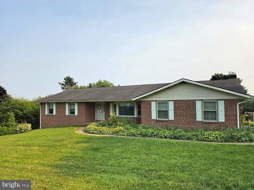3765 Compton Lane, York, PA, 17402 | Card Image