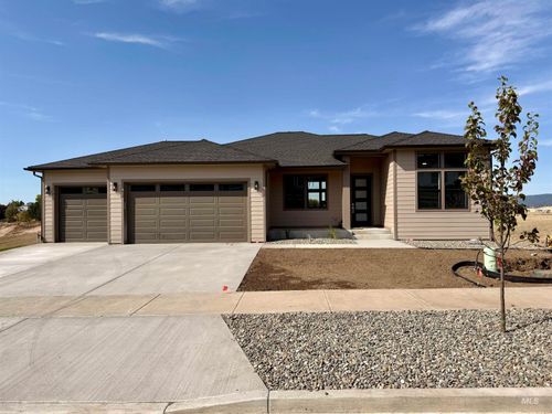 2534 E 3rd St, Moscow, ID, 83843-3836 | Card Image