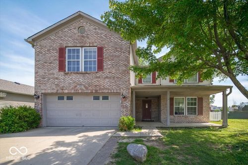 2897 Sentiment Ln, Greenwood, IN, 46143-6690 | Card Image