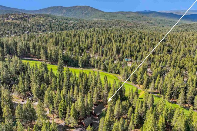 14010 Skiview Loop, House other with 3 bedrooms, 2 bathrooms and null parking in Truckee CA | Image 4