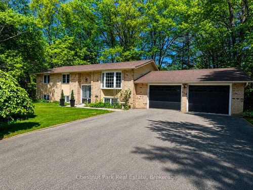 135 Christopher Ave, Wasaga Beach, ON, L9Z1S4 | Card Image