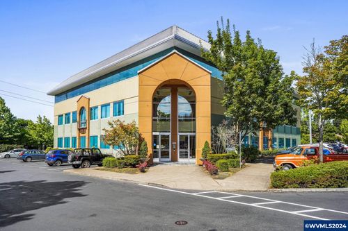 ste-302-6902 Se Lake Rd, Milwaukie, OR, 97267-2148 | Card Image
