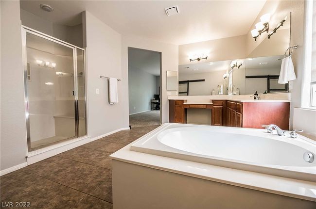 8816 Adobe Grande St, House other with 4 bedrooms, 3 bathrooms and null parking in Las Vegas NV | Image 22