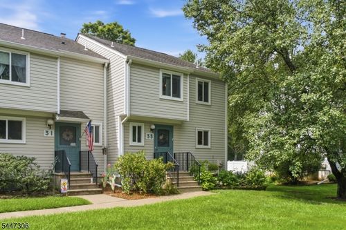 33 Fox Tail Ln, Hamburg, NJ, 07419-9775 | Card Image
