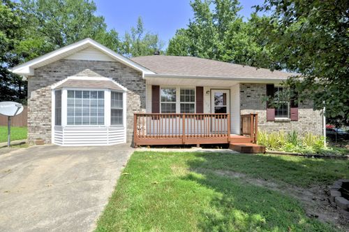 1163 Woodbridge Dr, Clarksville, TN, 37042-5936 | Card Image