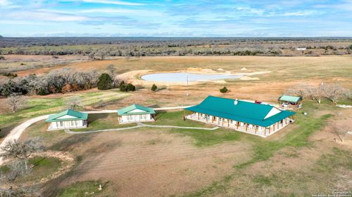 126 Mariana Dr, Red Rock, TX, 78662-2704 | Card Image