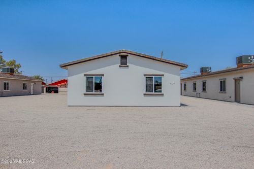1603 S Van Buren Ave, Tucson, AZ, 85711-5942 | Card Image