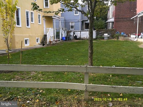 5709 Chester Ave, Philadelphia, PA, 19143-5509 | Card Image