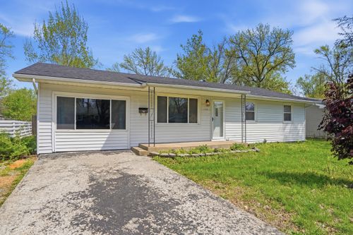 132 S Reed St, CENTRALIA, MO, 65240-1430 | Card Image