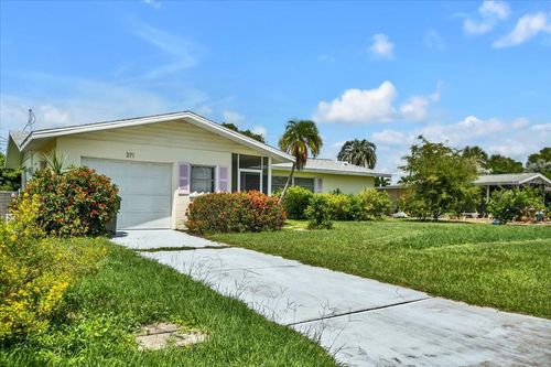 371 Peppertree Rd, Venice, FL, 34293-1139 | Card Image