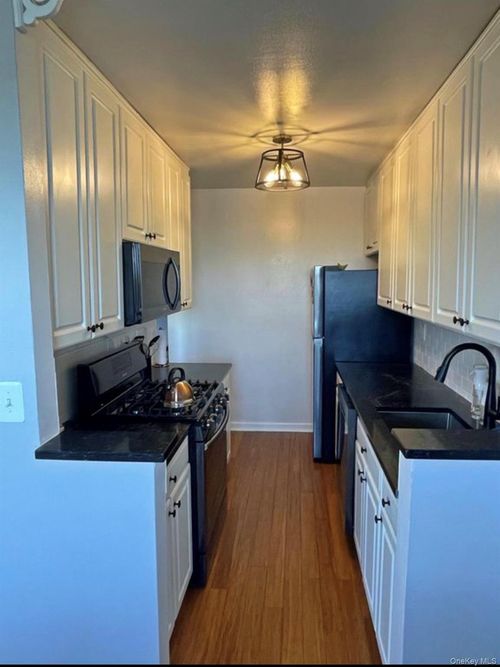 apt-6c-636 N Terrace Ave, Mount Vernon, NY, 10552-2712 | Card Image