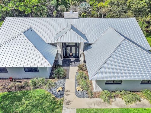 8850 Hidden Pines Rd, Fort Pierce, FL, 34945-3111 | Card Image