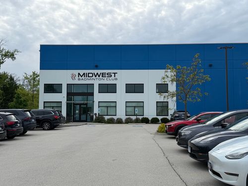 8202 Lemont Rd, Woodridge, IL, 60517 | Card Image