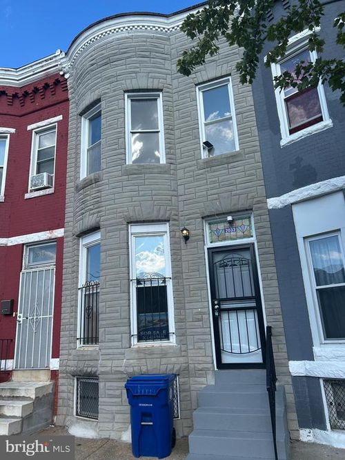 2033 N Fulton Ave, BALTIMORE, MD, 21217-1306 | Card Image