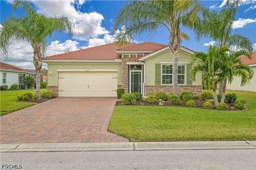 3233 Birch Tree Ln, ALVA, FL, 33920-6009 | Card Image