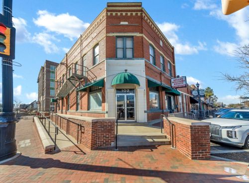 102 W Main St, Lewisville, TX, 75057-3965 | Card Image