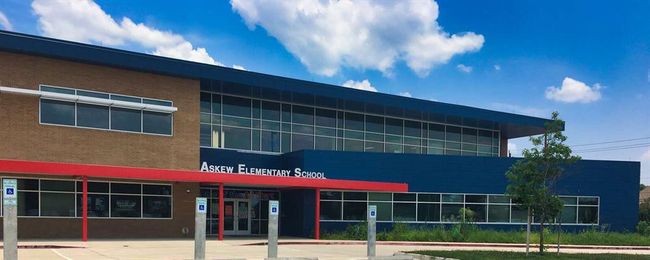 Zoned to Askew Elementary. Askew Elementary School is a magnet school in Houston, TX, offering a Gifted & Talented program. | Image 34