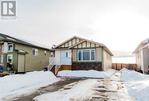 9611 113 Ave, Clairmont, AB, T8X5C5 | Card Image