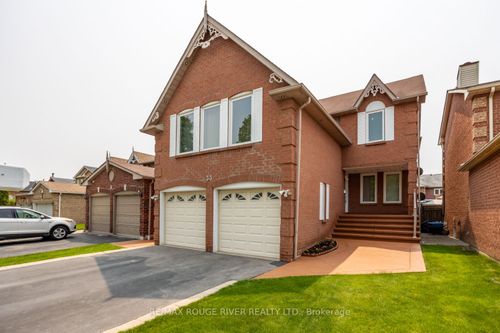33 Hearne Cres, Ajax, ON, L1T3P5 | Card Image