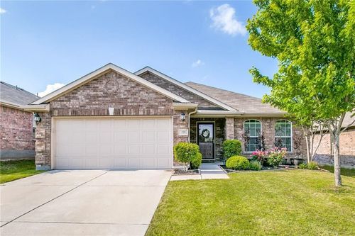221 Creekwood Dr, Princeton, TX, 75407-2836 | Card Image