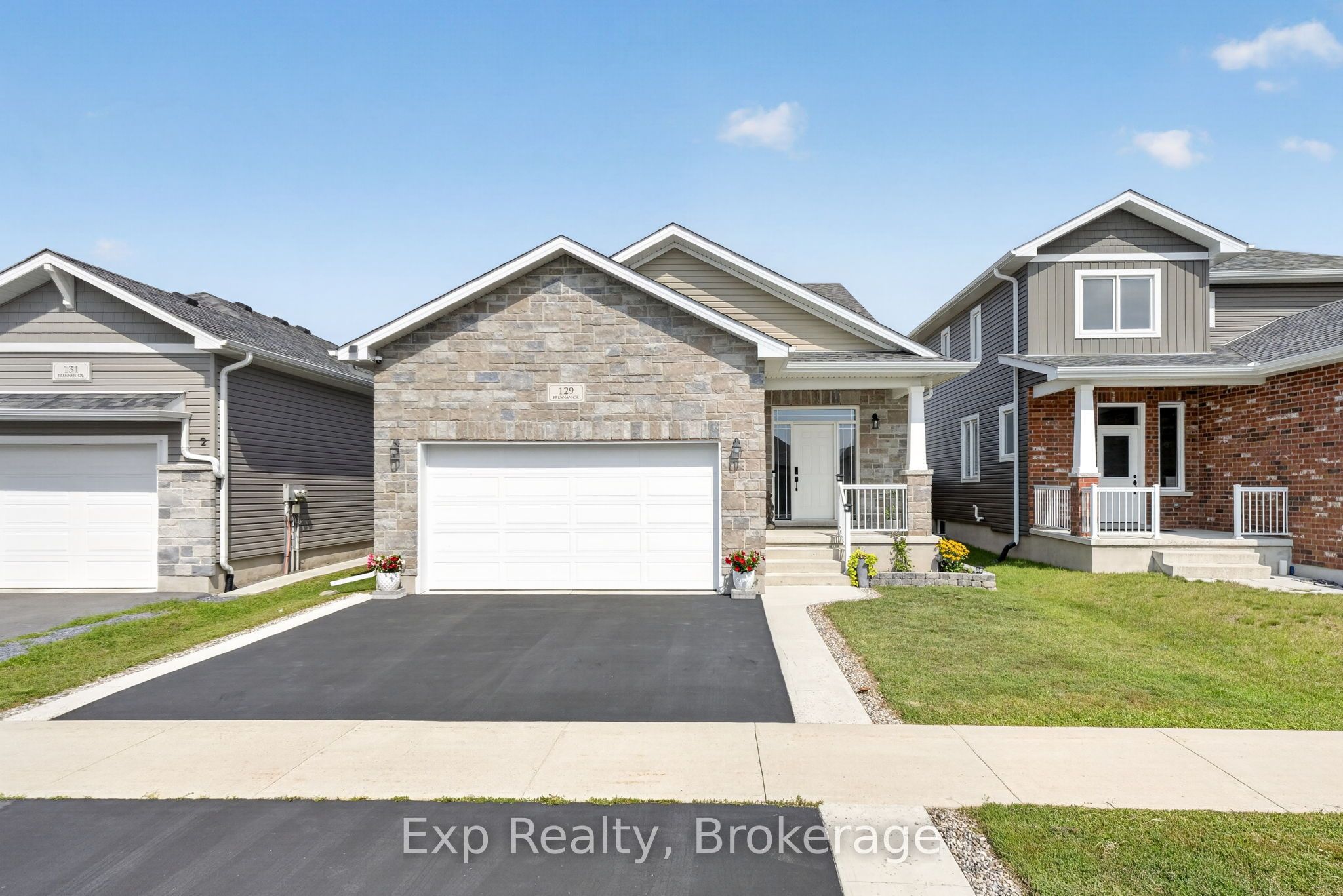 Residential in Loyalist