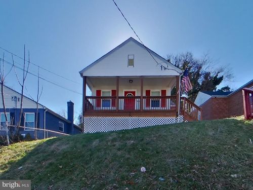 4217 Vine St, CAPITOL HEIGHTS, MD, 20743-5621 | Card Image