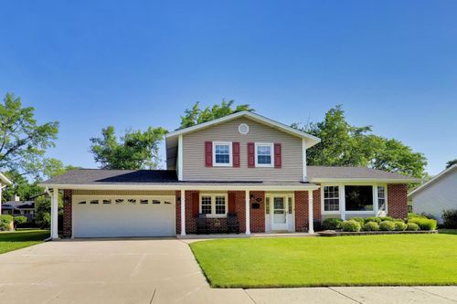 918 E Patten Dr, Palatine, IL, 60074-7134 | Card Image