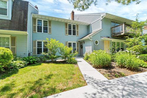 48 Homestead Village Dr, Warwick, NY, 10990-4213 | Card Image