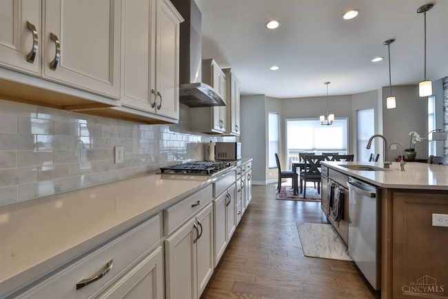 684 Newton Dr, House other with 4 bedrooms, 4 bathrooms and null parking in Beavercreek OH | Image 20