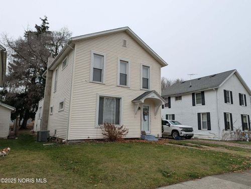 648 Riverside Ave, Defiance, OH, 43512-2884 | Card Image