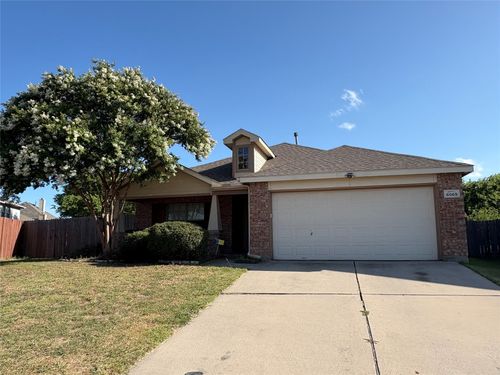 6069 Belmont Stakes Dr, Fort Worth, TX, 76179-2388 | Card Image