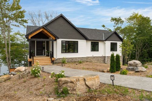 20 Hawkins Point Road, Georgian Bay, ON, P0C1H0 | Card Image