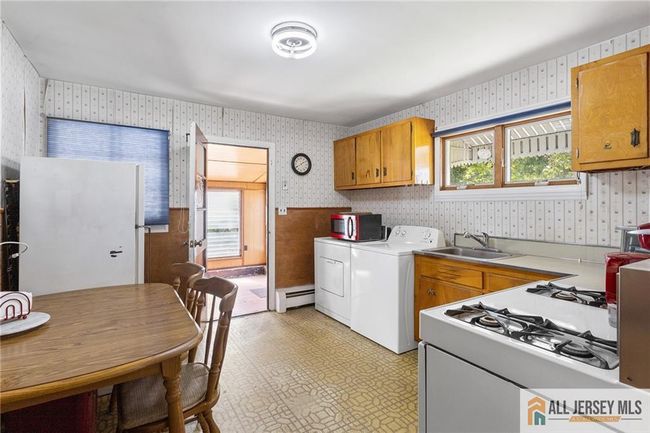 2 Buttonwood Dr, House other with 3 bedrooms, 1 bathrooms and null parking in Parlin NJ | Image 12