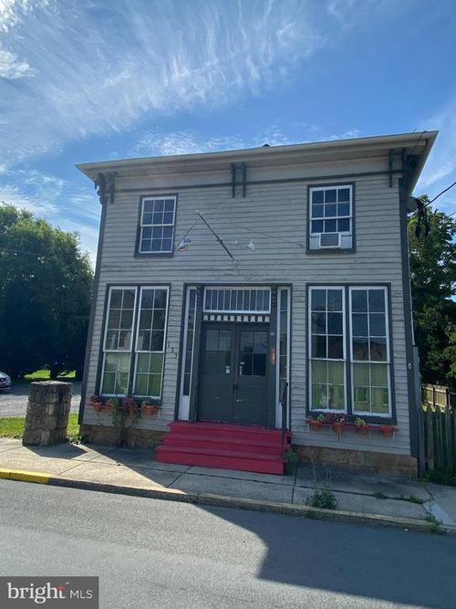 3-135 W Main Street, WARDENSVILLE, WV, 26851 | Card Image