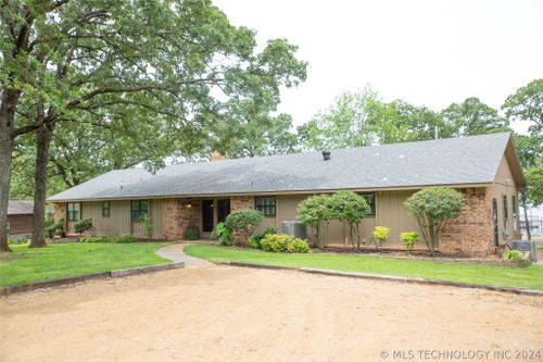 802 W Sand Point, Mead, OK, 73449 | Card Image