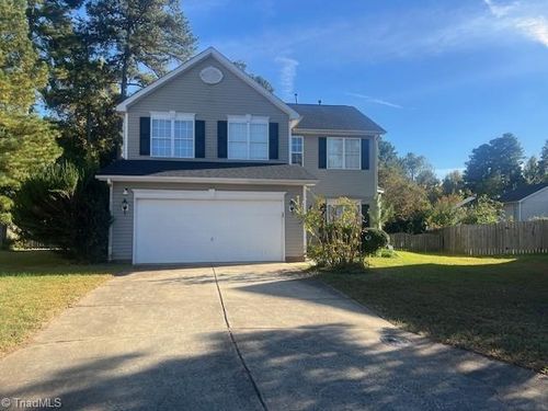 30 Pilot Ridge Ct, Greensboro, NC, 27407-6151 | Card Image