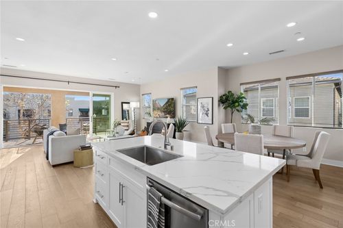 217 Cultivate, Irvine, CA, 92618-1057 | Card Image