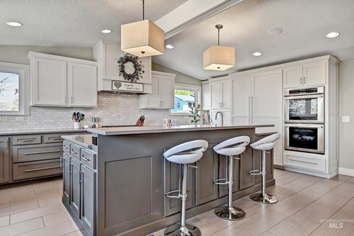 709 E Braemere Rd, Boise, ID, 83702-1803 | Card Image
