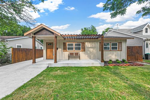 2717 Townsend Dr, Fort Worth, TX, 76110-2938 | Card Image