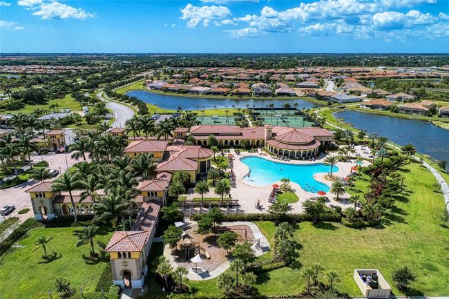 12315 Canavese Ln, House other with 4 bedrooms, 3 bathrooms and null parking in Venice FL | Image 64