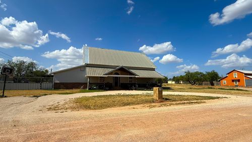 1302 20th St, Anson, TX, 79501-7002 | Card Image
