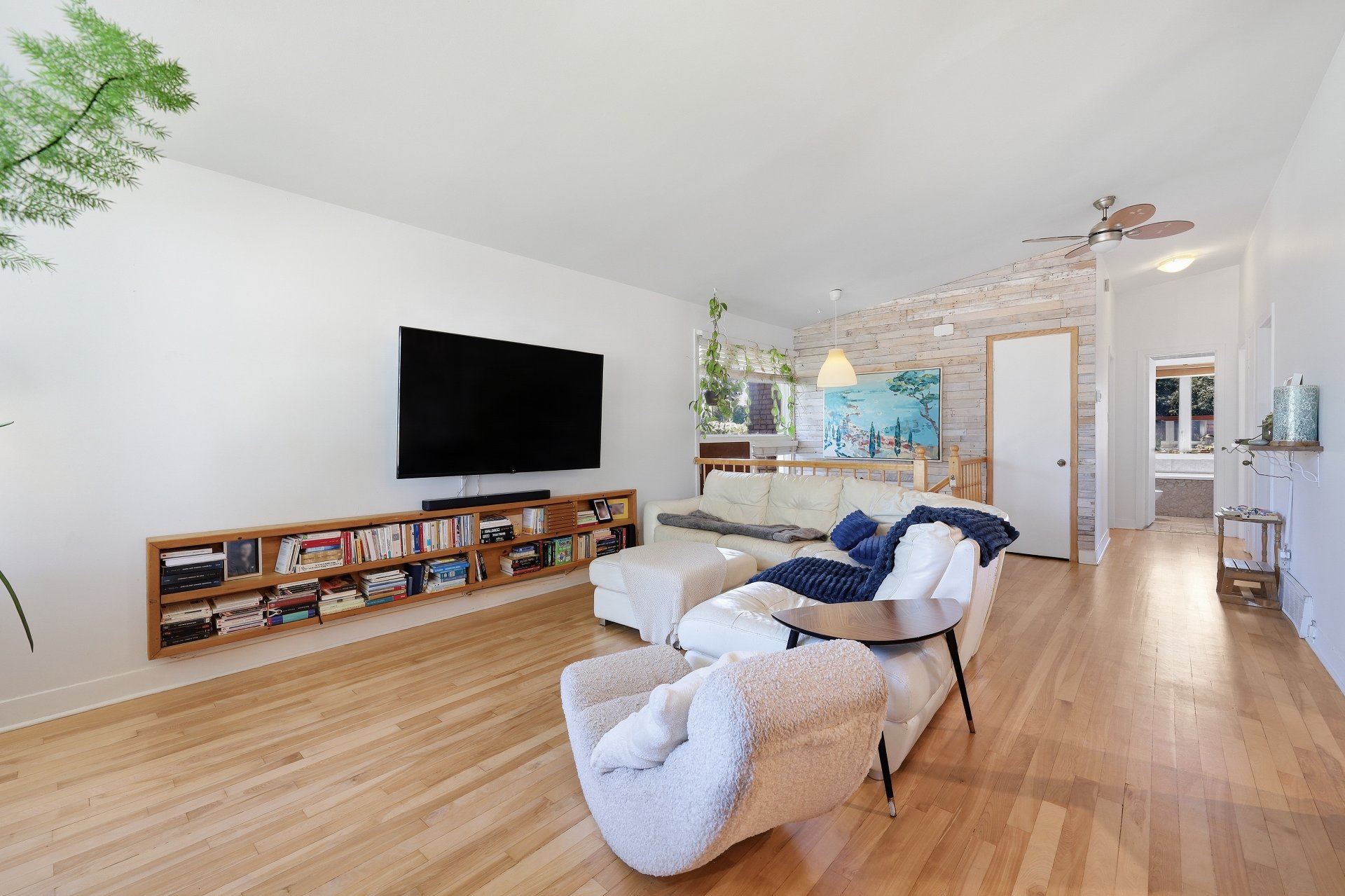 Residential in Laval (Chomedey) 4