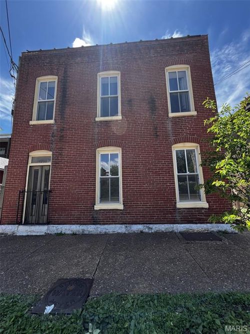 1208 Ann Ave, Saint Louis, MO, 63104-4110 | Card Image