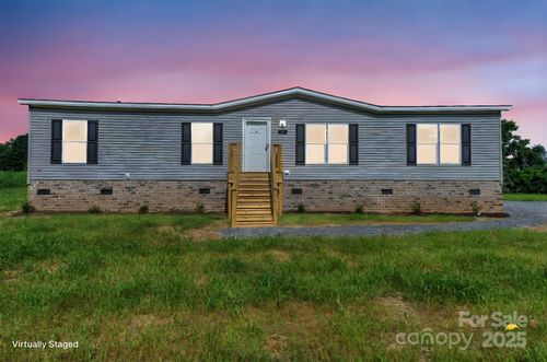 493 Eagle Mills Rd, Hamptonville, NC, 27020-7260 | Card Image